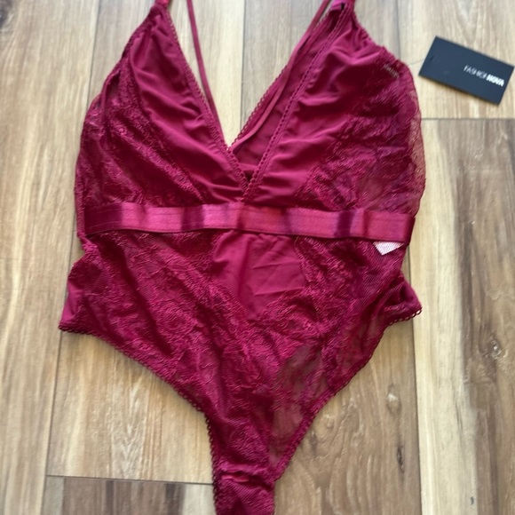 Fashion Nova women’s manipulation teddy bodysuit Bodysuit size 1X NWT - Picture 4 of 5